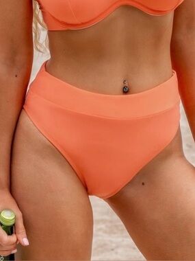Cupshe Sunrise Orange Cheeky Bottoms NWT. swim, bikini, beach, set, separate